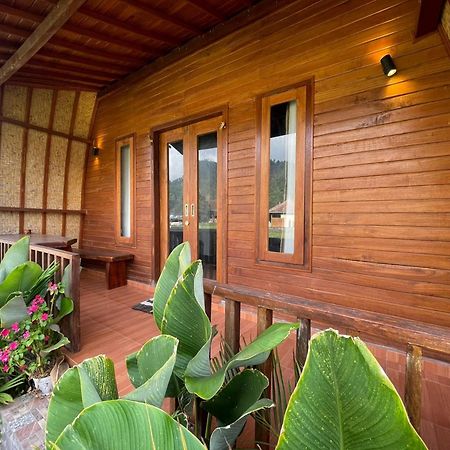 Volcano Cabins Kubupenlokan Zewnętrze zdjęcie